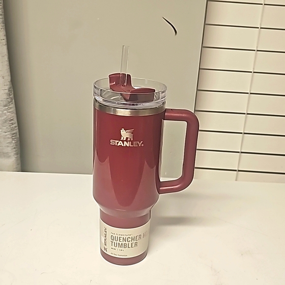 Cholate stanley 40oz - Picture 1 of 3